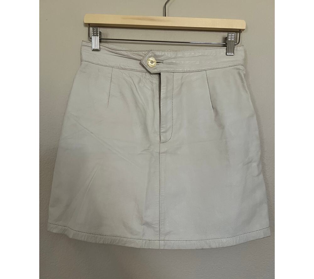 Vintage Betsy Johnson Leather Mini Skirt Cream Color Size Medium